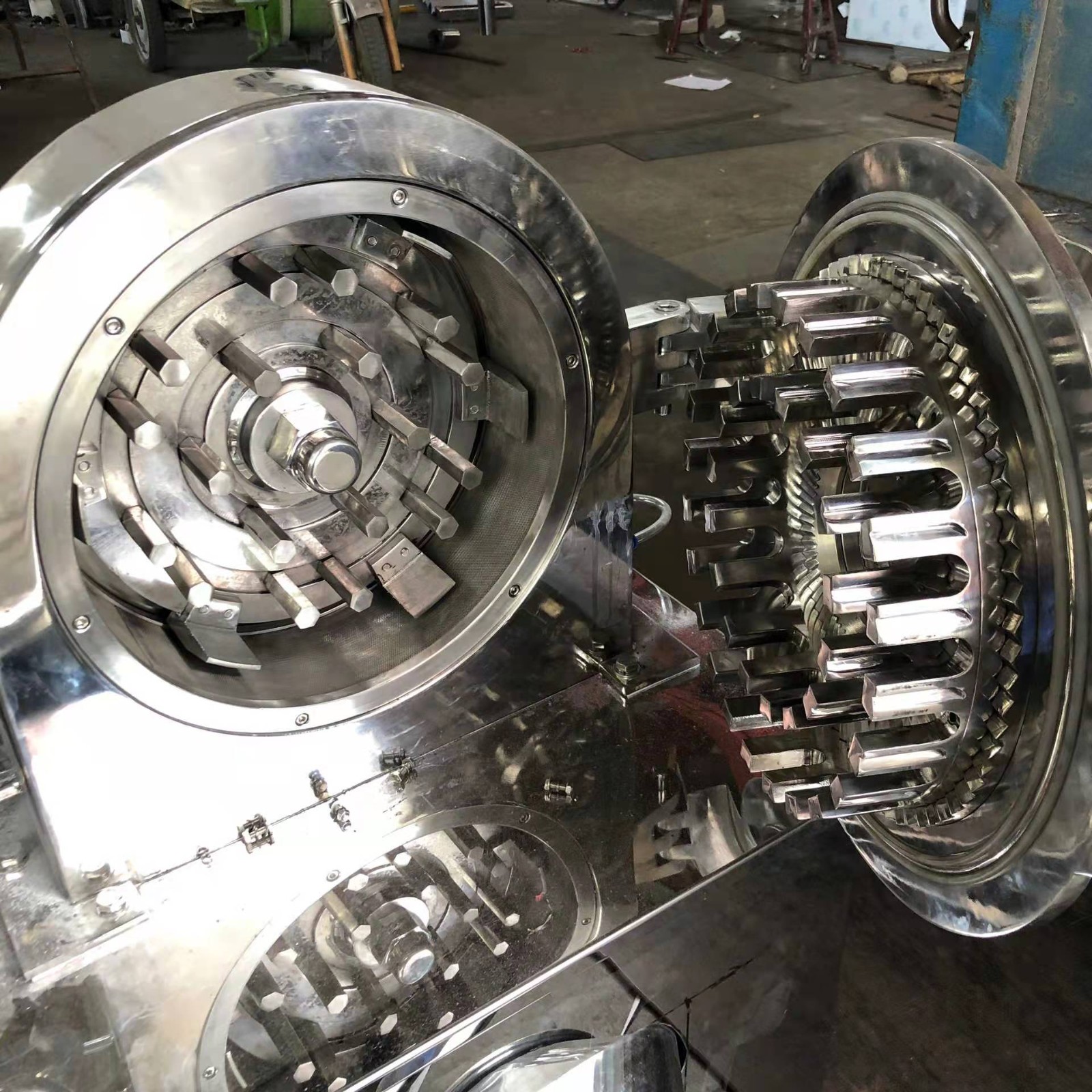 批发万能粉碎机中药材研磨打粉机商用三七磨粉机五谷杂粮 打碎机图3