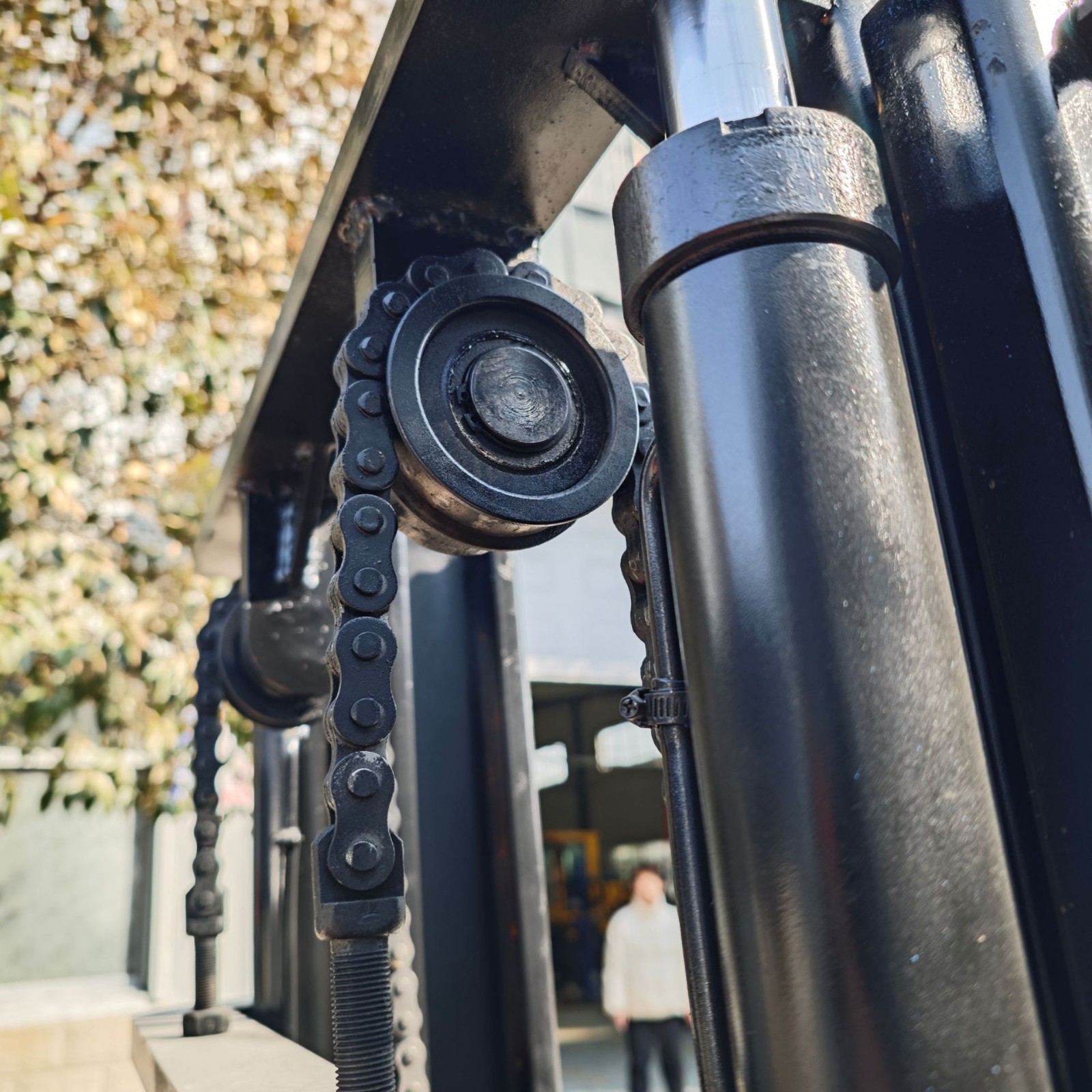 新能源电动叉车2吨3吨小型四轮座驾式平衡重式液压堆高装 卸叉车 1台图4