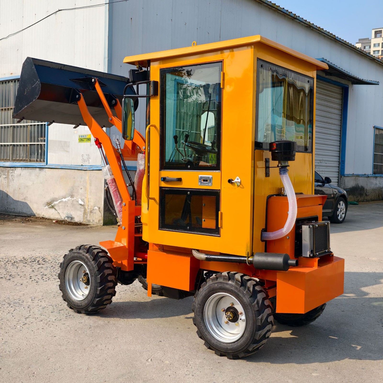 跨境出口迷你小铲车微型装载机多功能柴油小型铲车农用家用装卸机图2