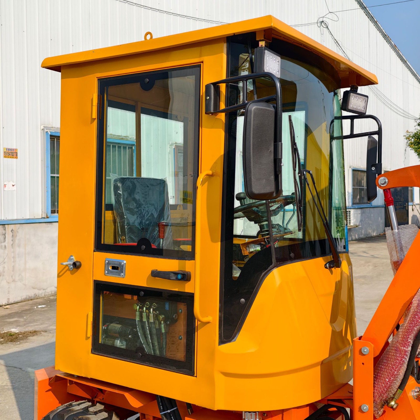 跨境出口迷你小铲车微型装载机多功能柴油小型铲车农用家用装卸机图4