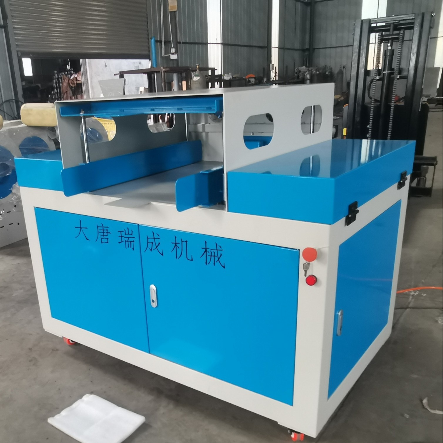 热熔枕芯袋装机 枕芯装袋机 定型枕装套机 枕芯机器图3