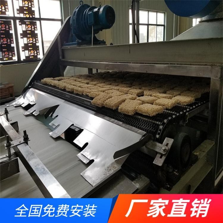 小型油炸方便面生产线 非油炸方便面设备 方便面机械图3