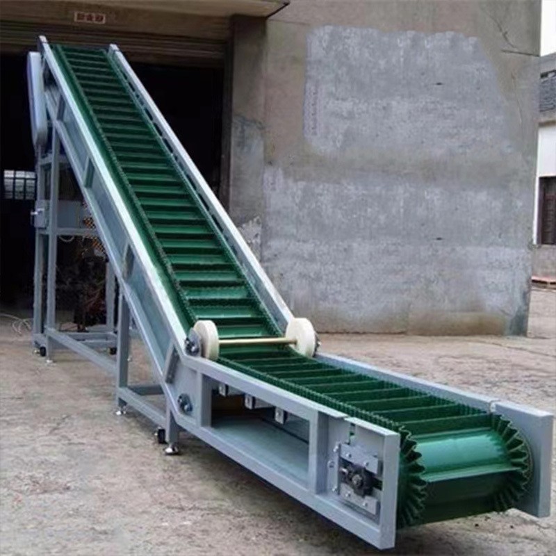 山东矿山采购爬坡输送带 沙石装车输送带 防滑尼龙橡胶输送带图2