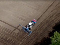 功能强大的播种农机，这都谁发明的，真是个天才