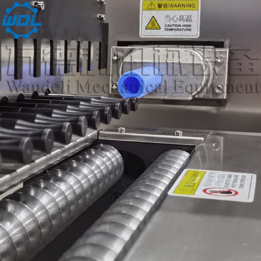 全自动黑芝麻丸机 9克芝麻丸机 中药食品自动大蜜丸机生产厂家图4