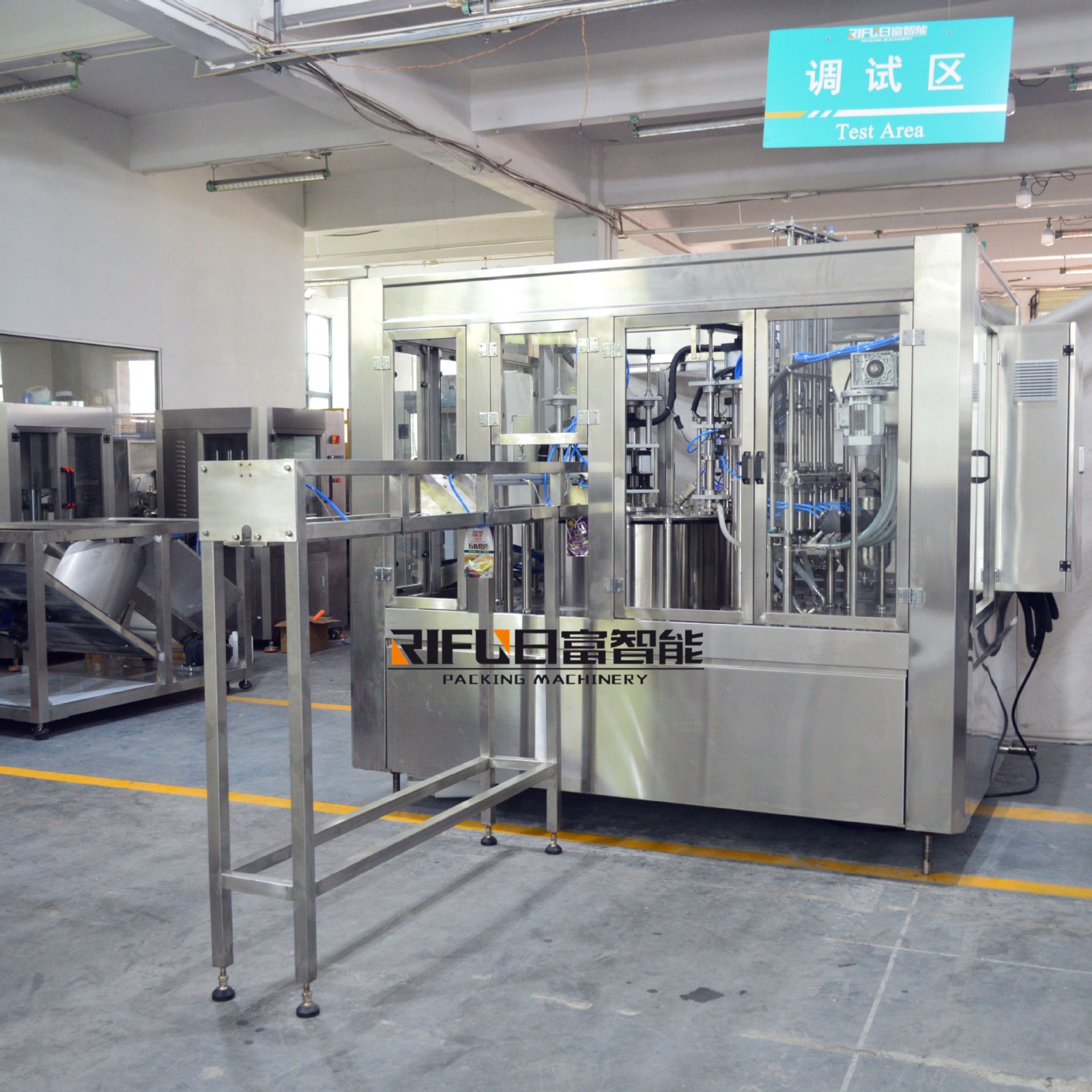 全自动吸嘴袋灌装机 豆浆牛奶即食袋灌装机 果酱饮料灌装旋盖机图4