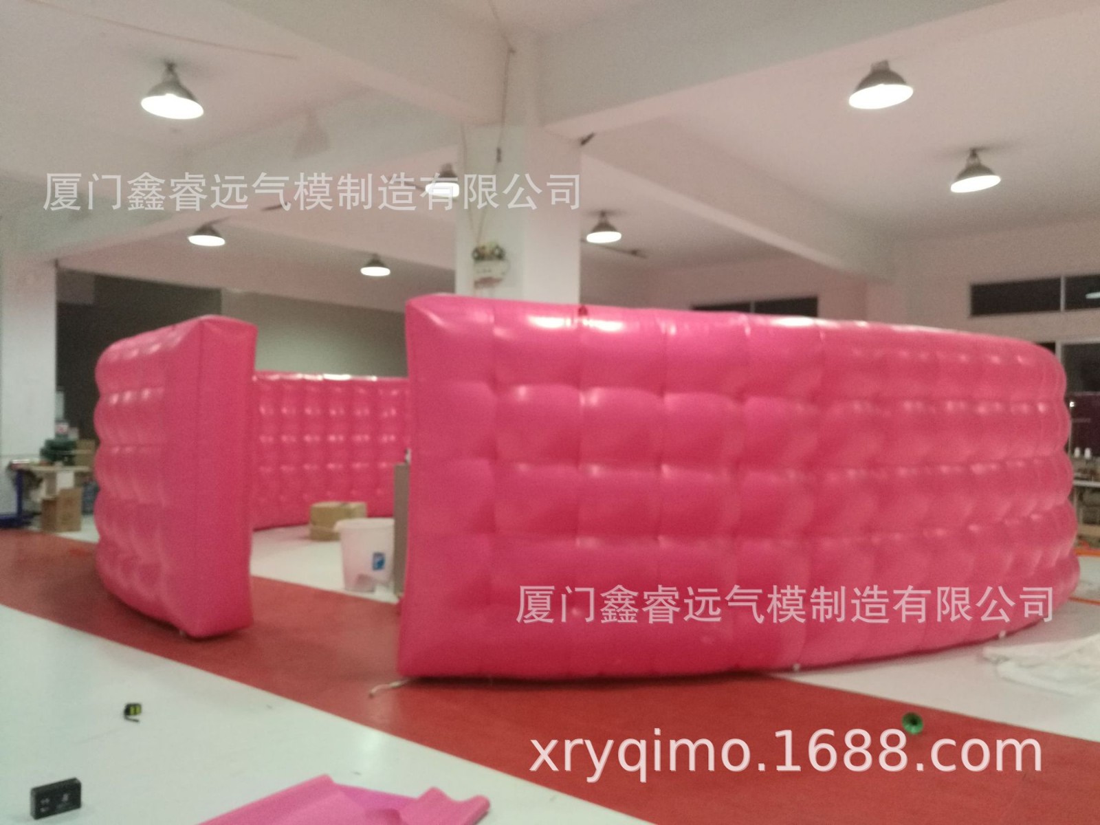 充气围墙充气围挡墙装饰灯光围墙气模鑫睿远气模图2