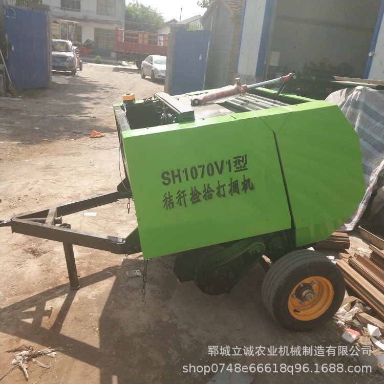 秸秆牧草打包机打捆机青贮草料工厂捡拾圆捆玉米粉碎收割机一体机图2