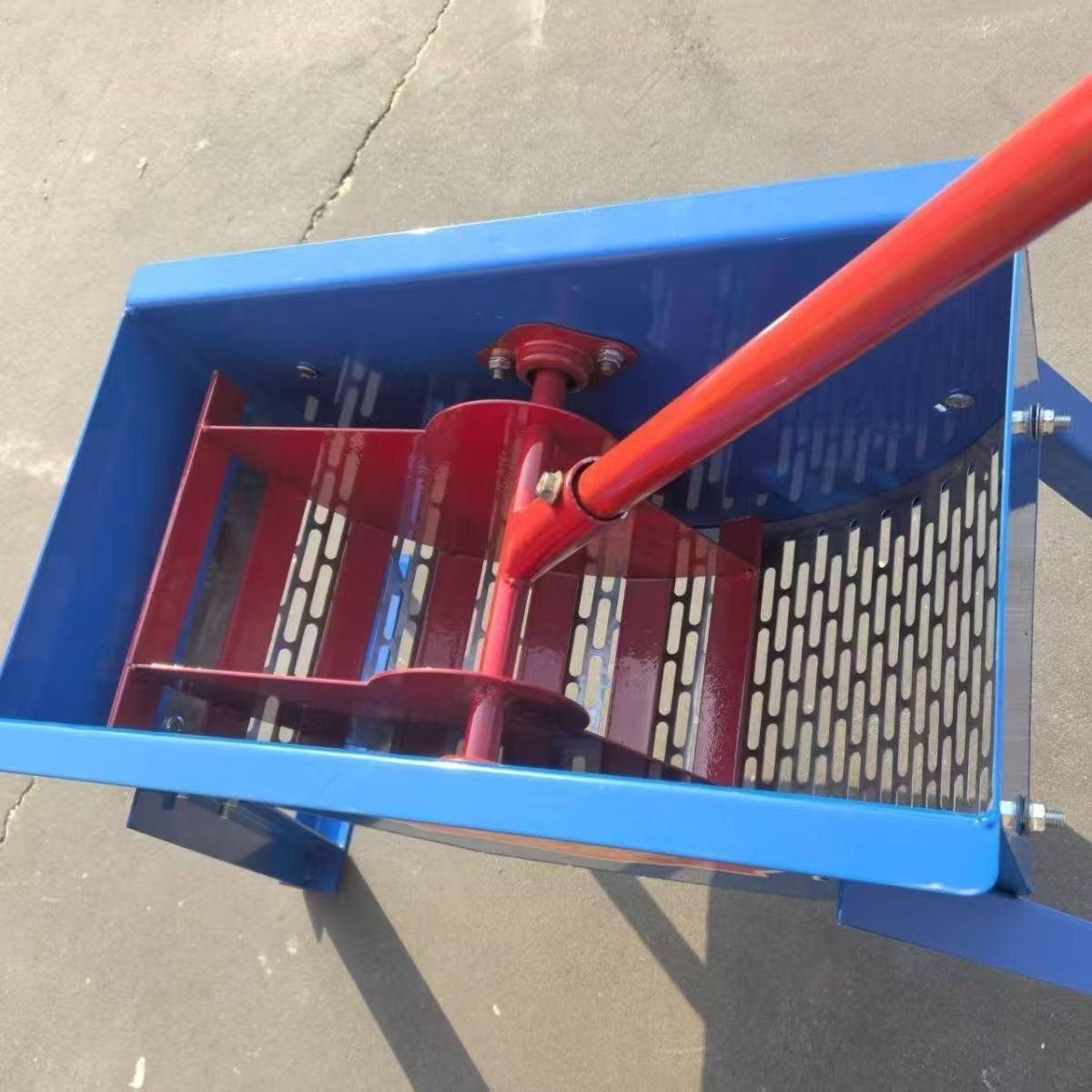 小型手动手摇式花生剥壳机剥花生摇一摇花生去皮剥皮机便携式家用图3