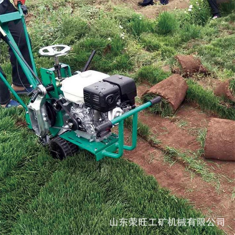 手扶式起草皮机汽油驱动人工草场草坪移植机操场园林多功能铲草机图4