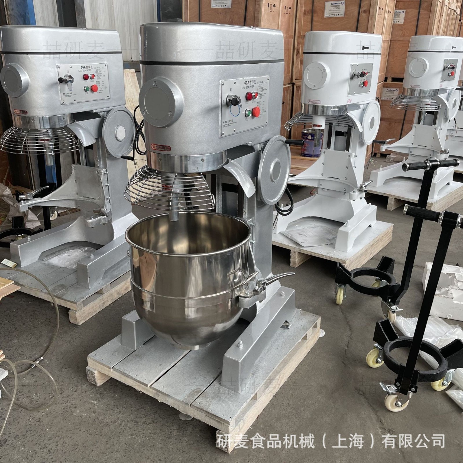 打蛋机商用B10B15B20B30B40B50B60B80多功能搅拌机立式奶油打发机图5